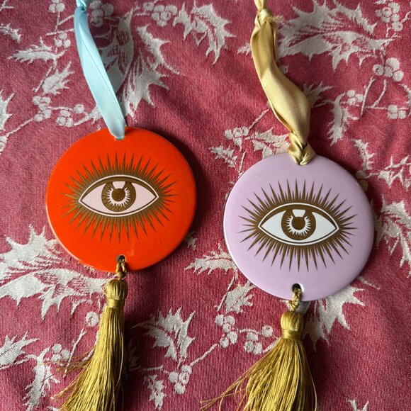 Jonathan Adler Le Wink Ornaments  Set of 2 - Picture 2 of 4
